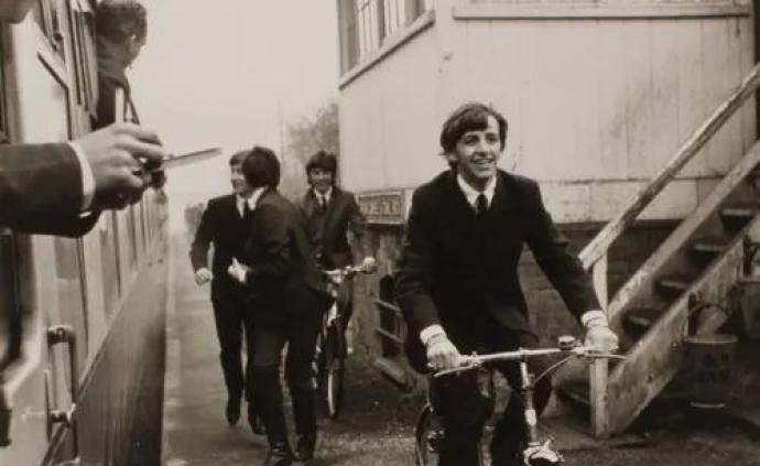 澎湃新闻 专注时政与思想 thepaper.cn