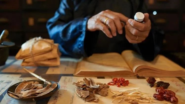 明明白白学中医|中医诊断疾病的特色及优势_澎湃号·湃客_澎湃新闻-The Paper