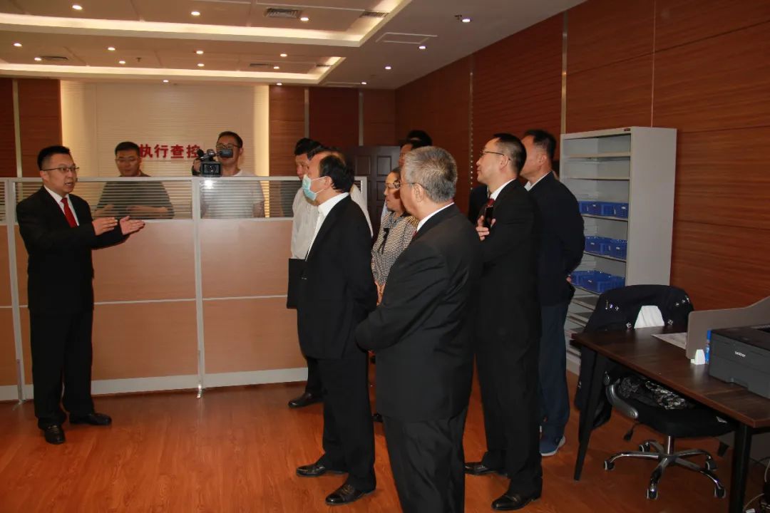 2020年9月22日下午,鞍山市人大常委会副主任孙巨先带队一行来到铁西