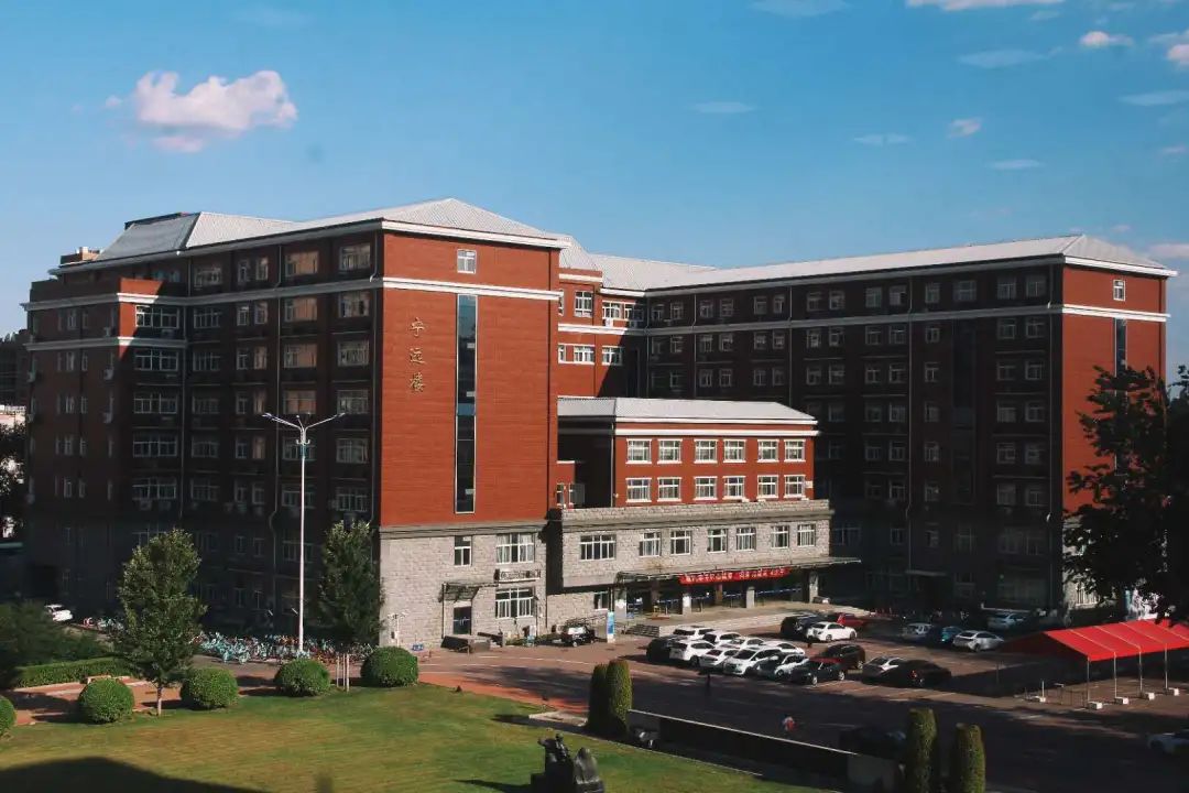 六十九度展芳华丨亲爱的贸大生日快乐