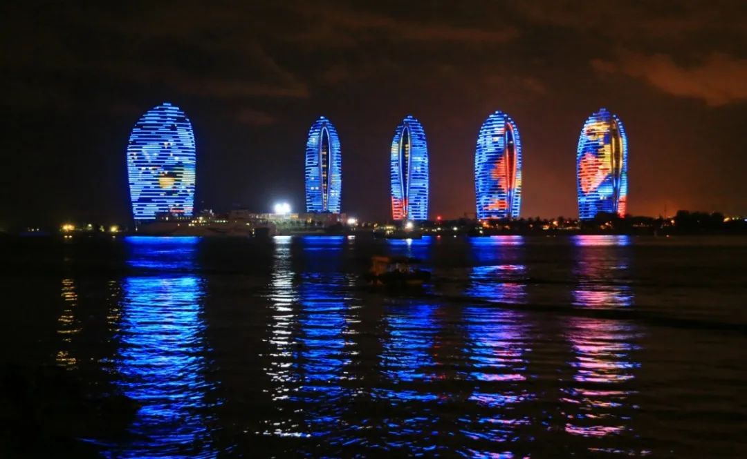 三亚天涯海角夜景图片