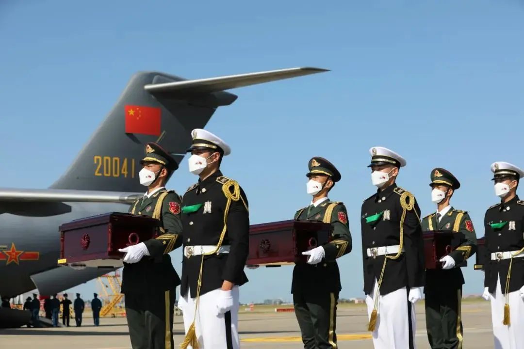 今天接英烈回家