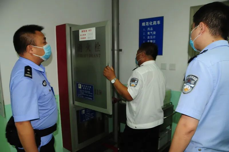 市监狱局驻在式检查组对津西监狱进行检查.