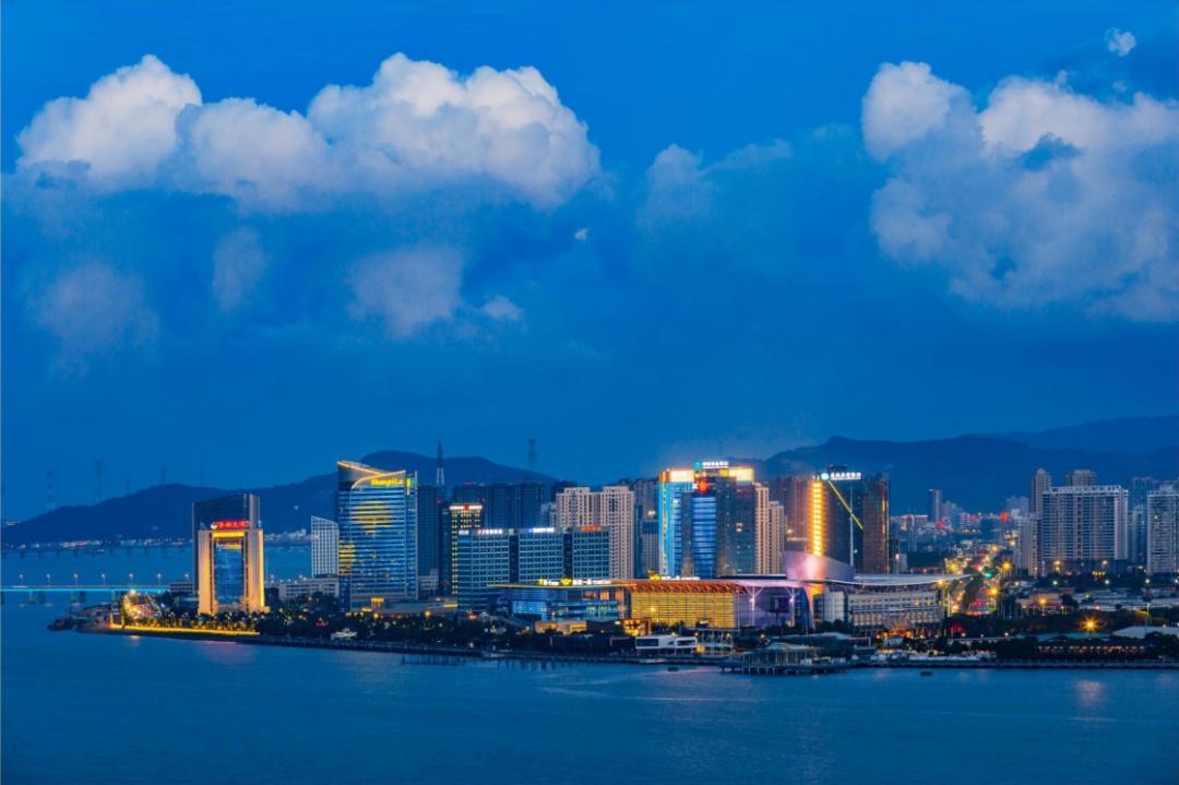 看镜头里发展的温州