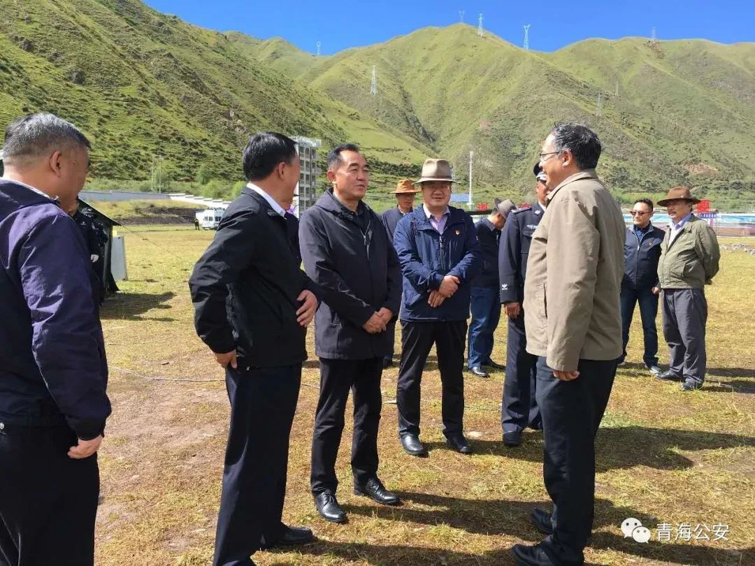王虎成赴果洛黄南调研指导教育整顿