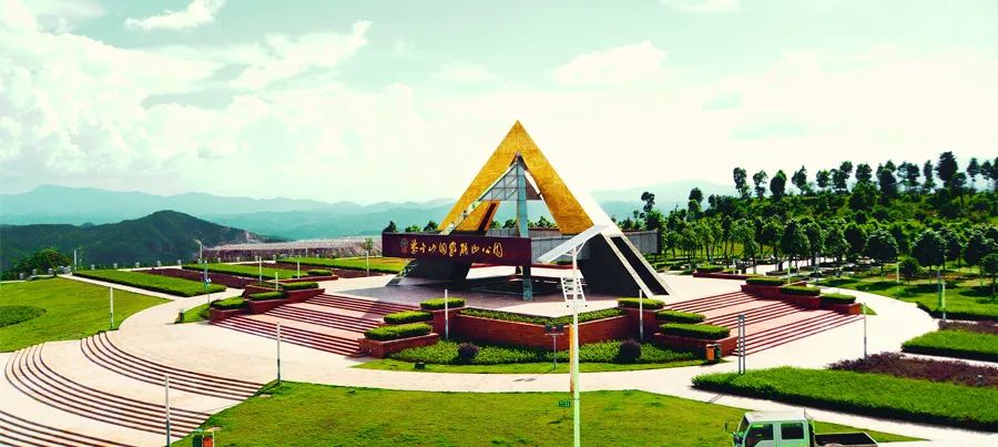 当金矿资源开发殆尽的时候,紫金山矿区则变成了一座天然氧吧.