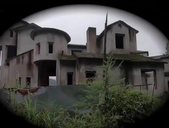 豪华江景别墅半价甩卖都没人要网友可以用来拍恐怖片