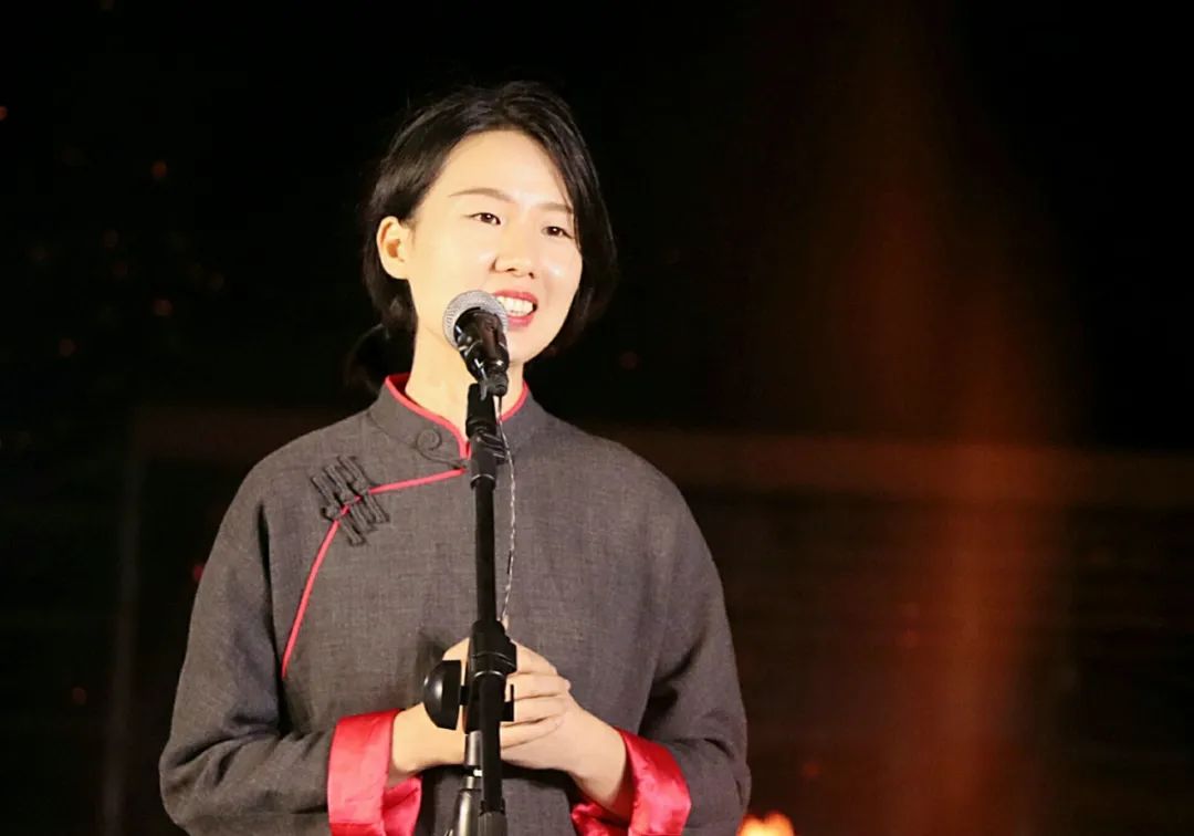 柯燕主持人闪亮登场!