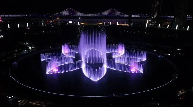 星海广场音乐喷泉图片