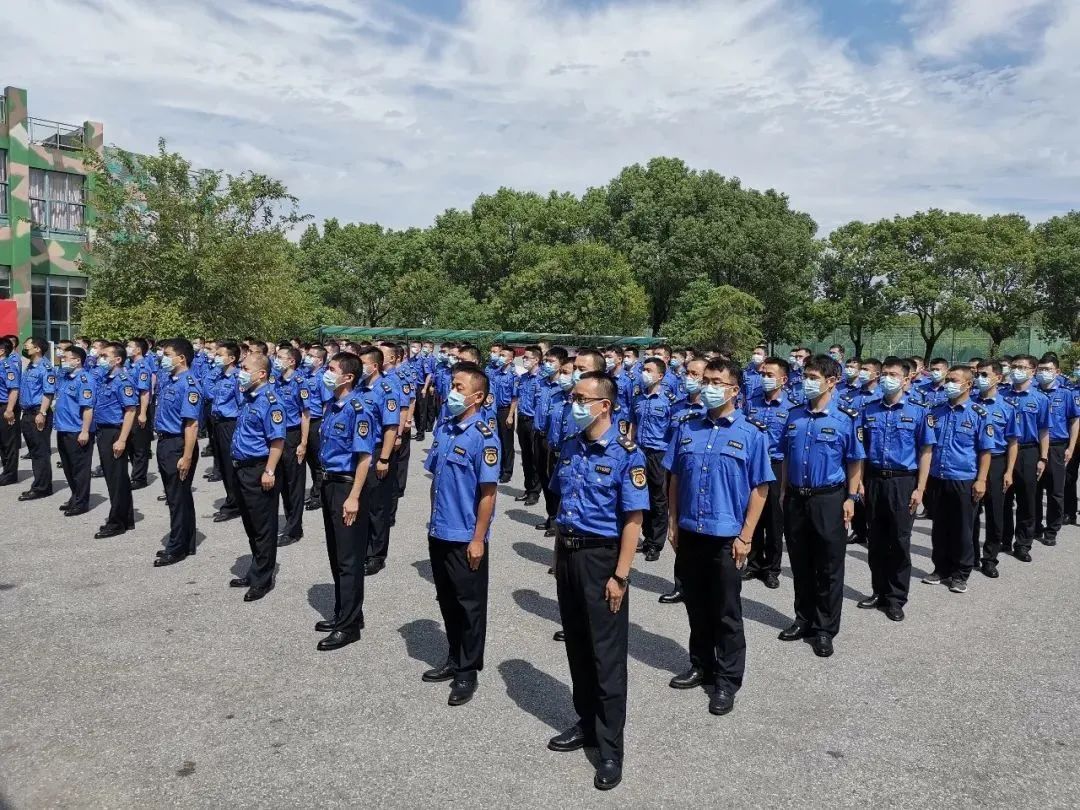 新生培训2020年上海市城管执法新进人员初任上岗集训结业典礼顺利举行