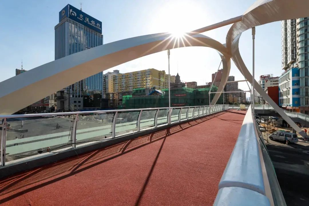 解放路花园后南街至南内环街今日正式通车