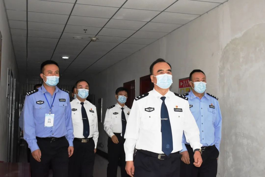 省公安厅二级巡视员王晓康督导检查陇南市戒毒所工作