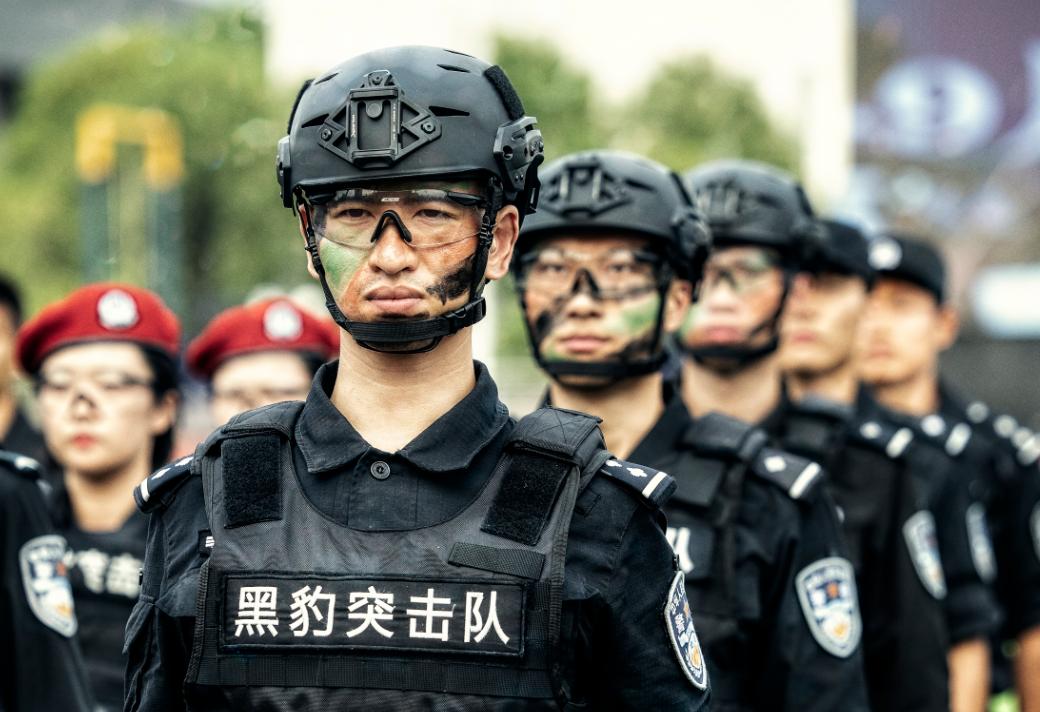 超燃安徽公安特警实战大练兵论剑合肥高清大图来袭