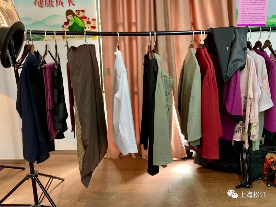 松江这家"幸福照相馆",用相机定格最美"夕阳红"