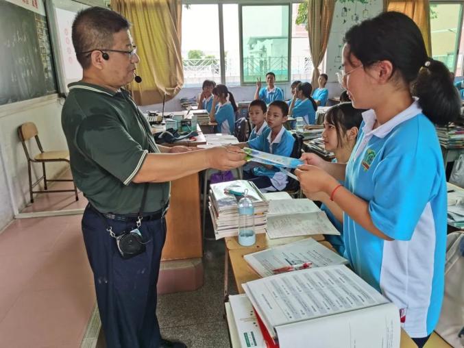 人人参与!在李文达中学,广雅中学