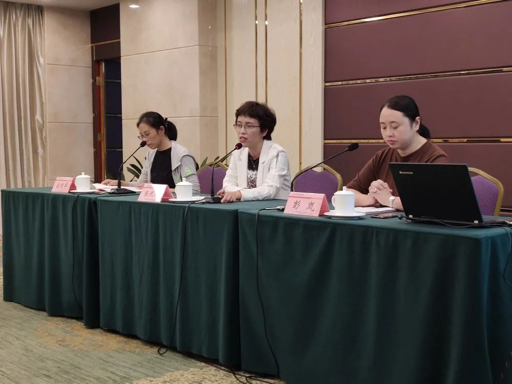实现更好她作为县妇女干班培训班在杭开班