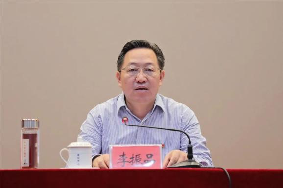 李振品充分肯定了政协忻城县委员会和广大政协委员为忻城经济持续健康