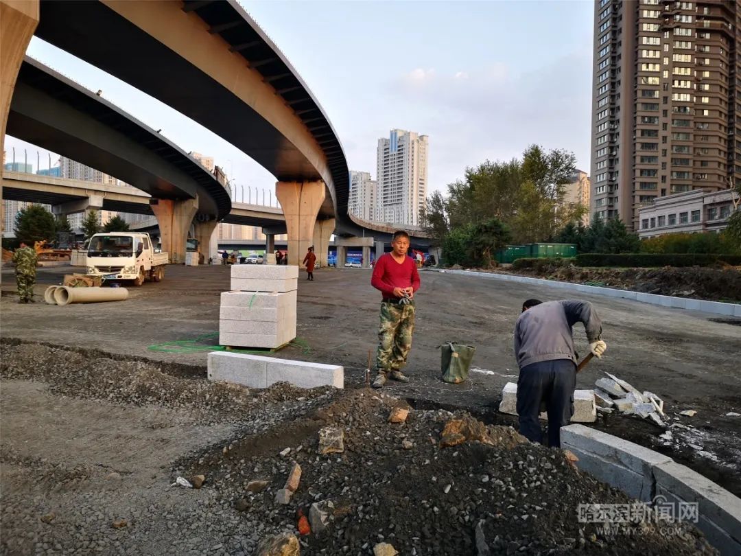 三棵树跨线桥正式开通京哈高速堵车文昌桥林大上桥口开拆会展长江路