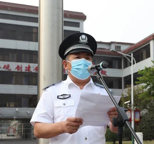 运河监狱隆重举行国庆节升国旗仪式