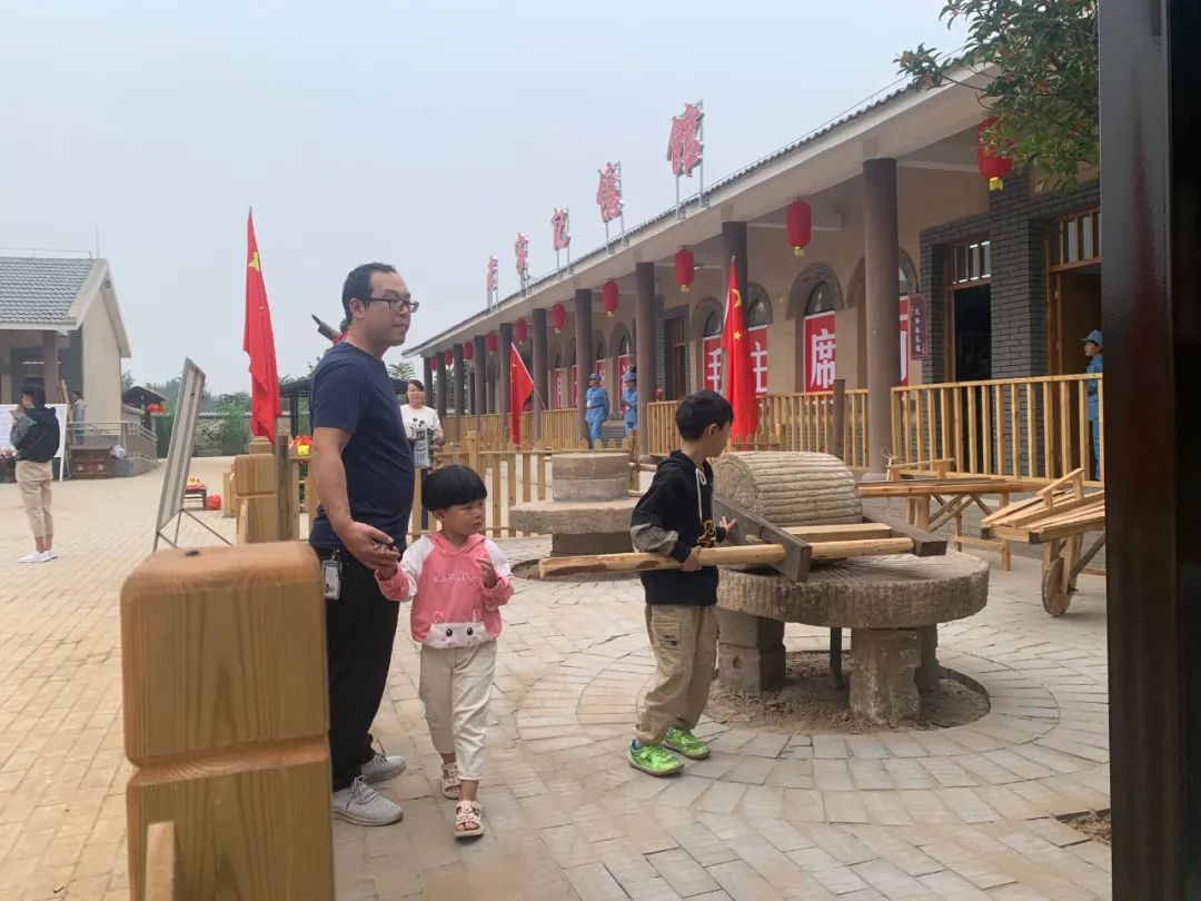 據瞭解,為做好假日旅遊安全工作,老家莫溝在節前對景區所有遊樂設施