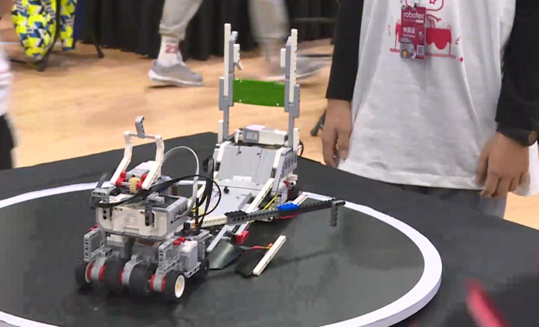 精彩纷呈机器人爱好者的盛会开始啦