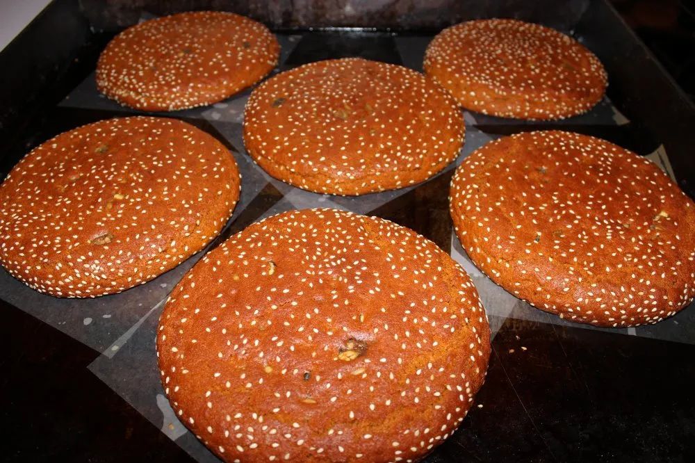 在玉溪人中秋节的朋友圈里江川大荞饼就没输过