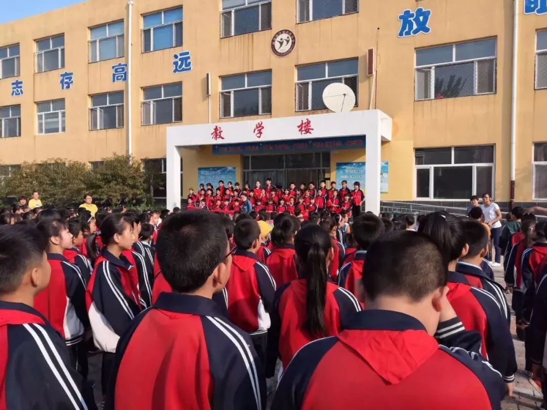 献县各中小学开展迎国庆主题活动