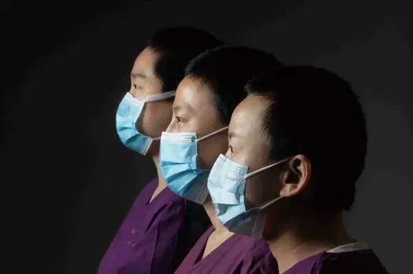 李舸武汉战疫摄影人代表文艺界冲在最前线76摄界74