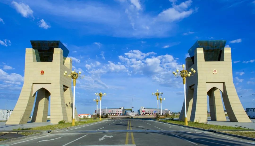 关注丨新疆霍尔果斯口岸出入境中欧中亚班列累计突破1万列