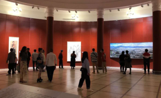 2020丽江首届“名城·名家·名画”写生艺术双年展开幕