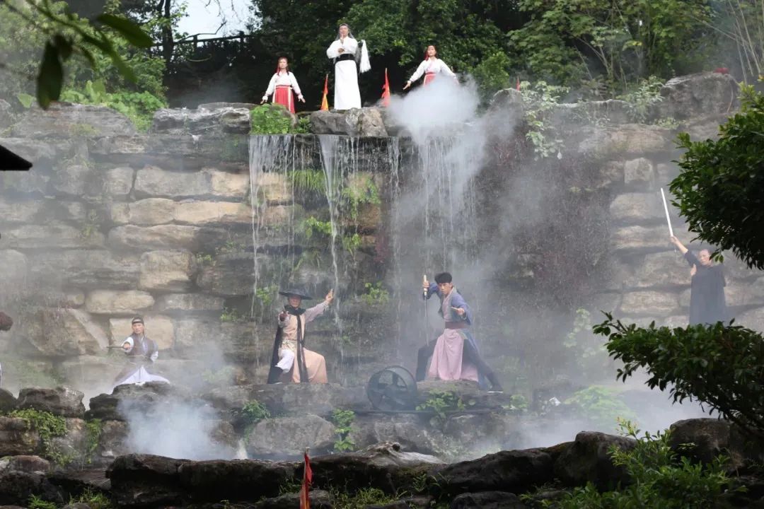 蒙山县开展实景武侠演出活动.