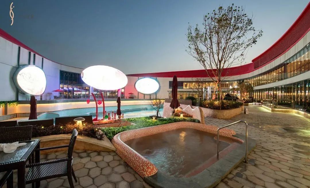 闵行"玩水大师",泡个澡也能涨知识!各个颜色里都藏玄机