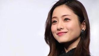 石原里美忽然宣布与圈外男友成婚，网友“老婆没了”