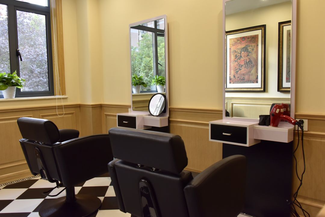 幸福养老在长宁理发室摄影室康乐室没有理由不爱上这里