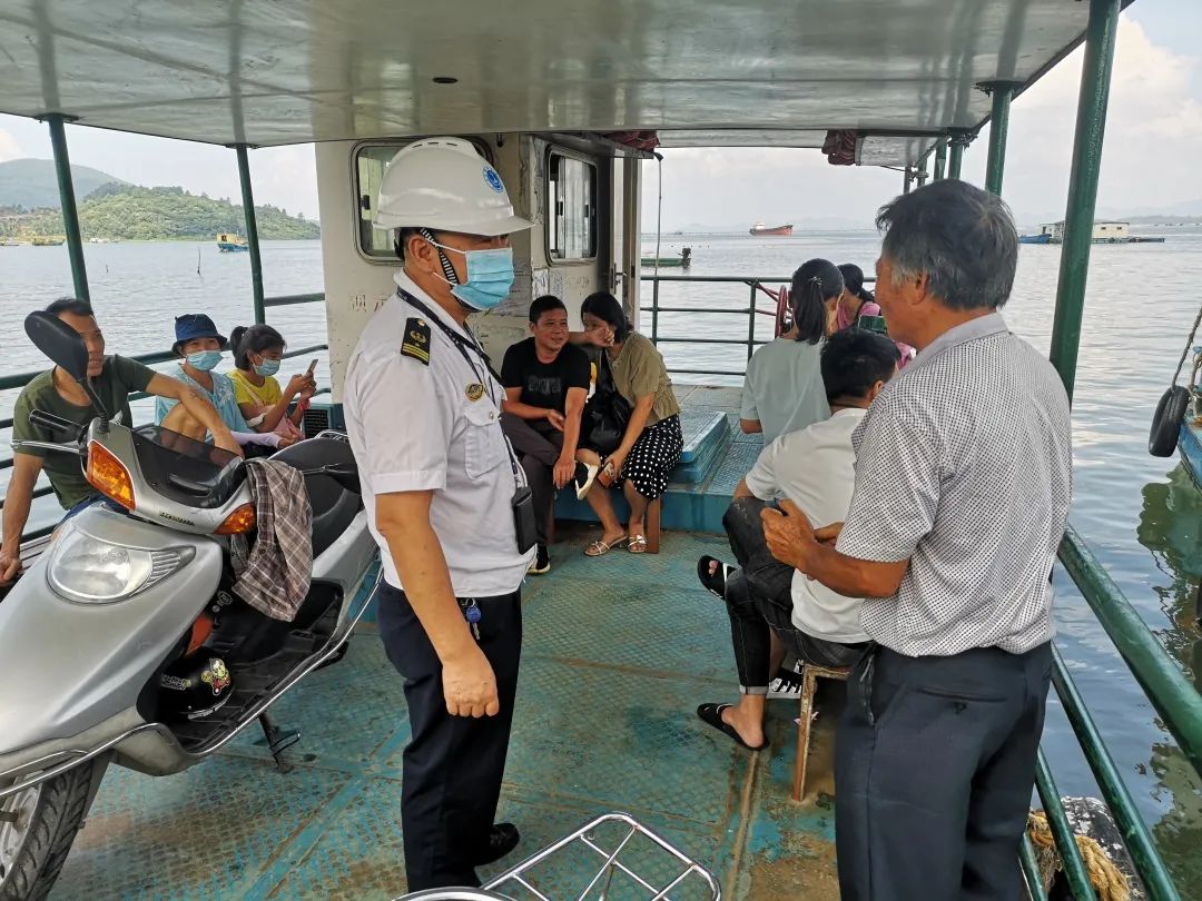 双节期间阳江海事护航近3万人次旅客成功救助3名失联游客