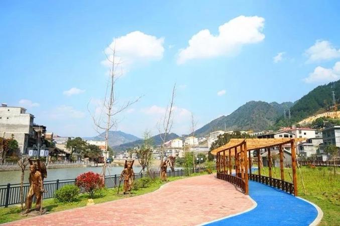 县区到松坎看千年古盐道品千年古镇韵味