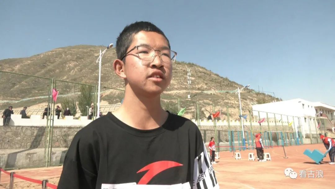 古浪一中举行2020级军训汇报表演暨第35届田径运动会