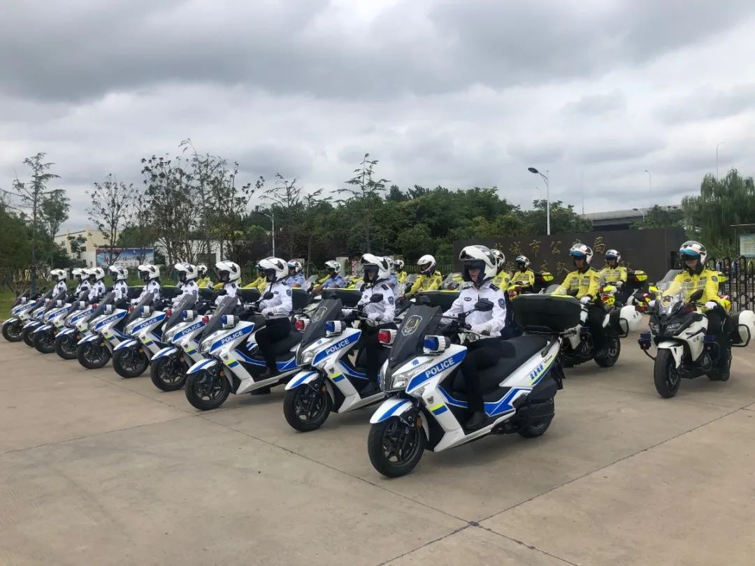 热血招募盐南铁骑招兵买马就等你来