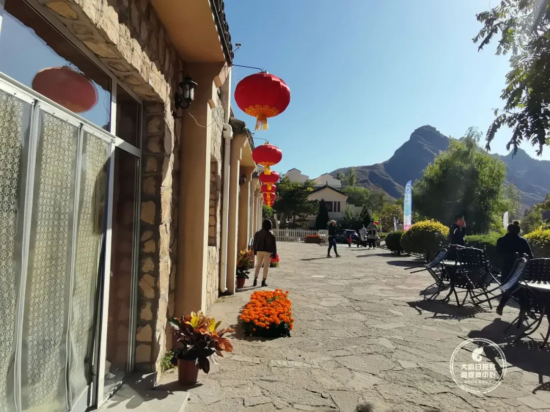 感受民宿与原生态环境完美融合今天300余位民宿人走进灵丘