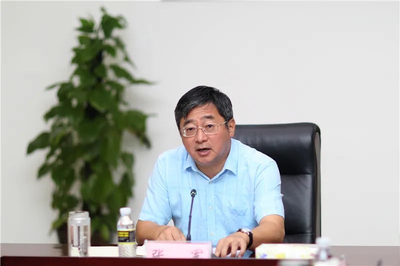 三沙市设分会场参加会议,市委书记张军,市委副书记,市长邓忠在三沙