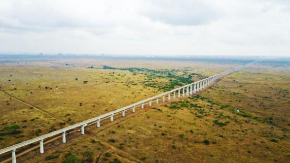 将繁荣带到肯尼亚内陆内马铁路一期项目顺利通过终验