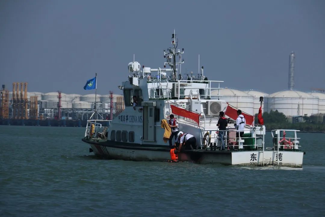 东莞举行水上搜救综合演练