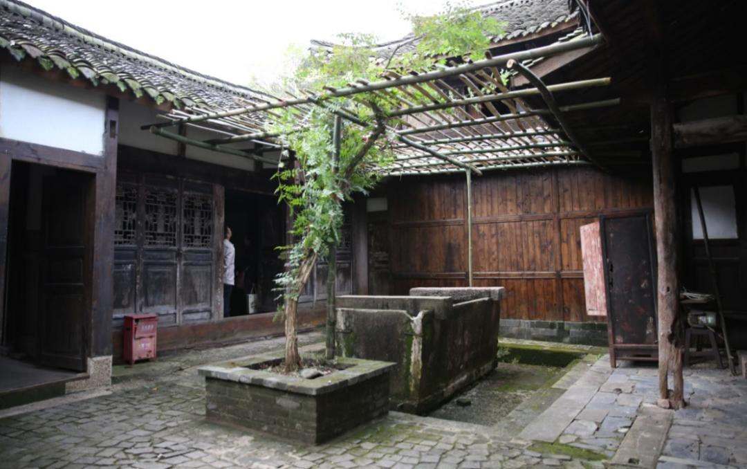 方志四川61历史文化詹绪河从五凤贺家清代老院子读中国哲学