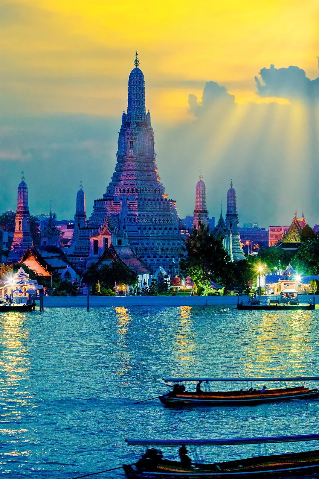 在所有风景里,我最喜欢你!附赠独家壁纸,"泰"美啦!