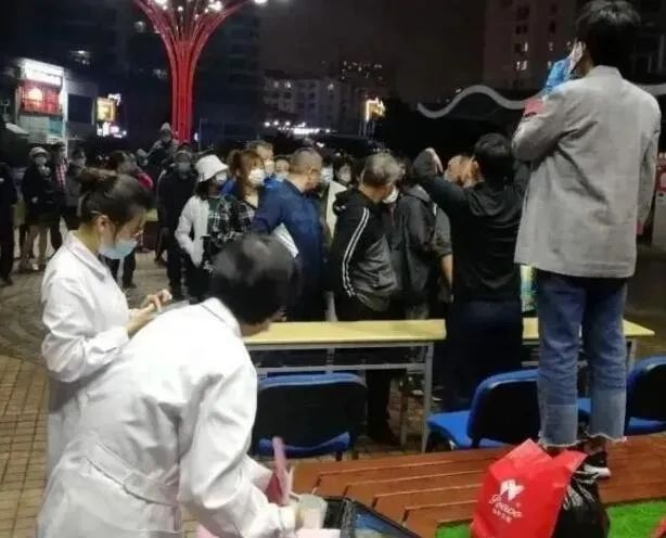 每天3分钟 尽览天下事河南省新闻咨询(师生上课需戴口罩,河南