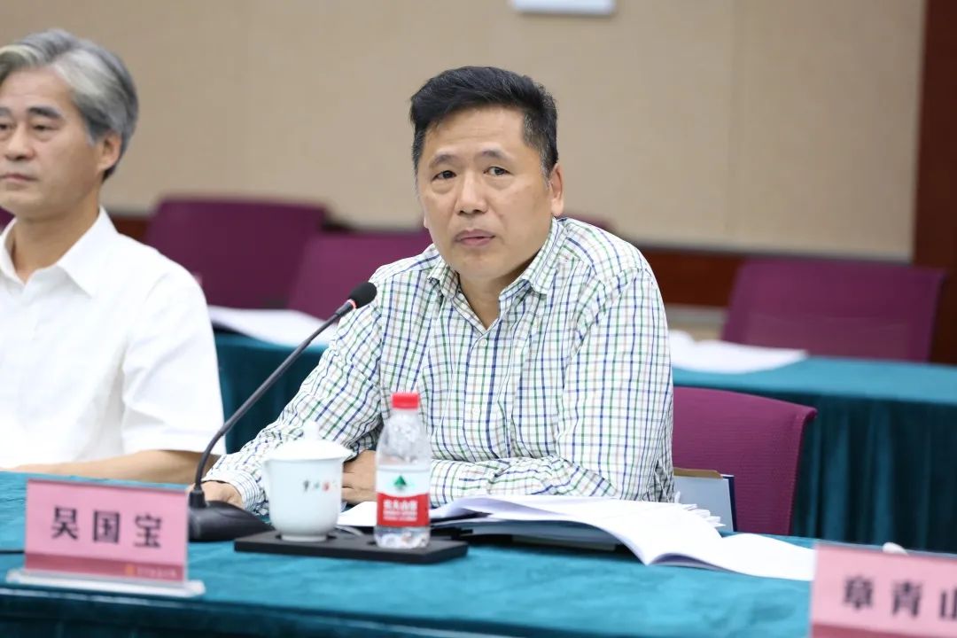 浙江省高级人民法院审判委员会委员,刑事审判第二庭庭长吴国宝和浙江