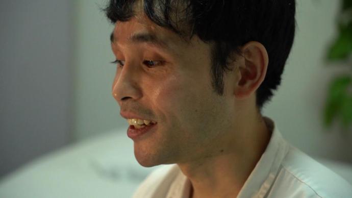 盲人按摩师周龙发看不见的世界看得见的未来