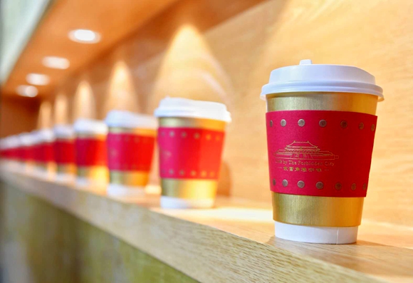 啃特大馒头品故宫角楼咖啡逛重庆文旅会吃出文艺范