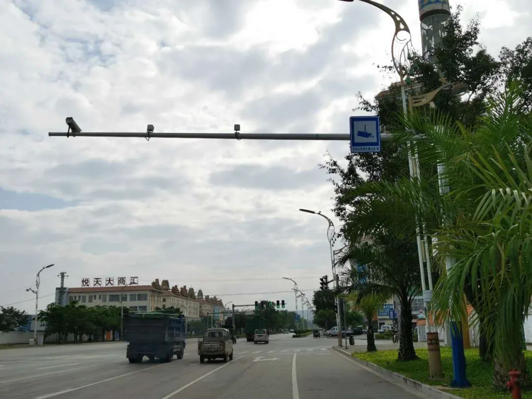 德宏人速看今起芒市这些路段实行自动抓拍