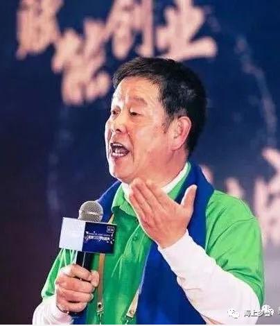 作者:辛旭光沪语诵读:王浩峰原标题:《光明村的独角戏》特别声明本文